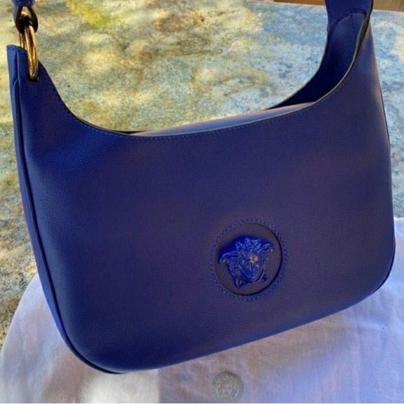 VERSACE La Medusa Medium Leather Hobo DESIGNER BAG-  Mint Condition - Picture 2 of 9